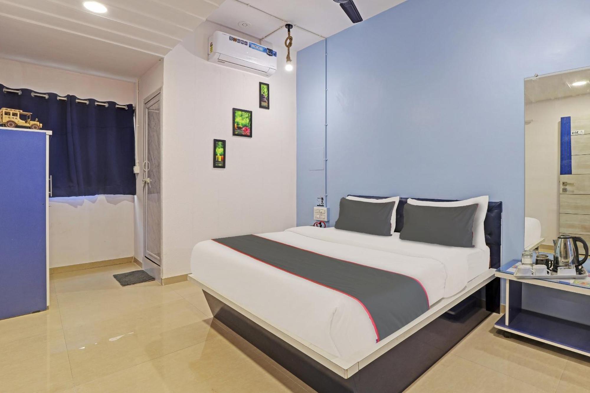 Hotel Silk, Premier Budget Friendly Luxury Hotel In Surat, Perfect For Families, Couples And Business Travelers Экстерьер фото